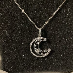 - 🌛Silver Sparkly CZ Diamond Half Moon charm  Necklace